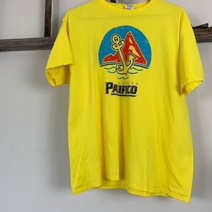 Cerveza Pacifico shirt thats in pristine condition